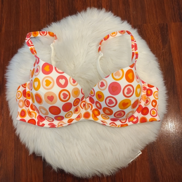 Victoria's Secret Other - Victoria's Secret Body By Victoria Lined Demi